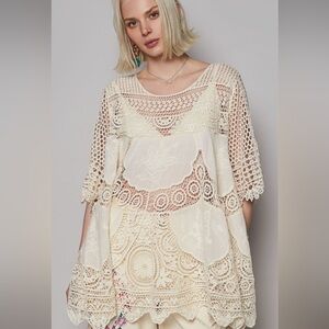 POL NWOT Natural Crochet Embroidered Short Sleeve Top in One Size